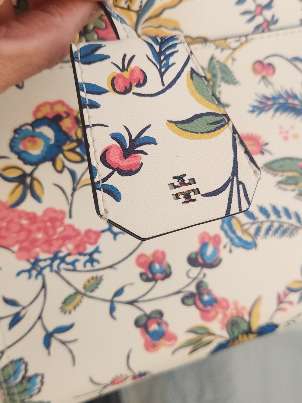 Floral Print Cream Tote Bag with Dual Handles - Picture 4 of 6
